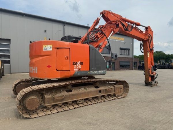 Hitachi Zaxis 225 USLC - Image 7