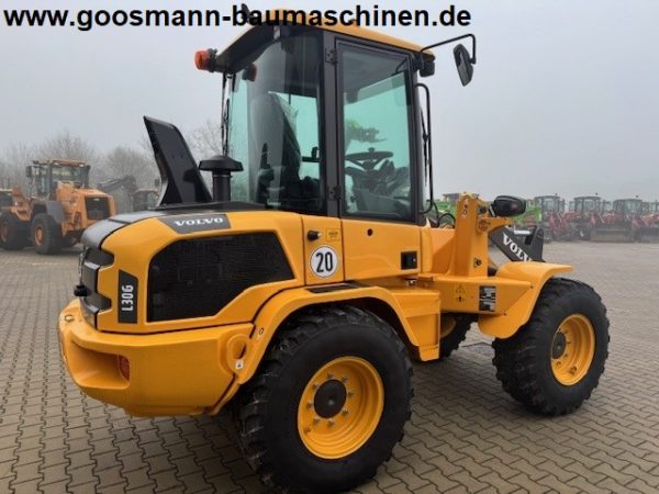 Volvo L30 G – Bild 7