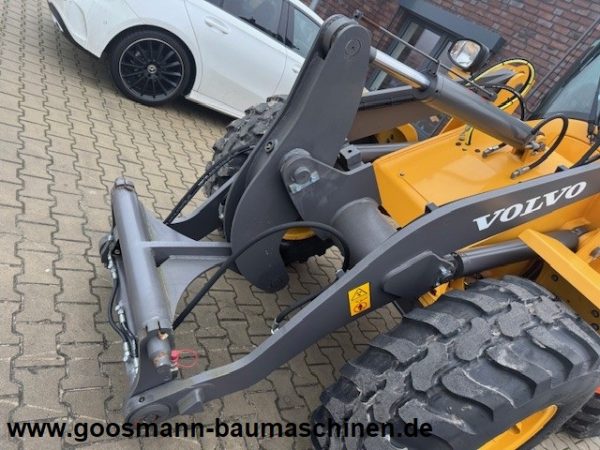 Volvo L30 G – Bild 9