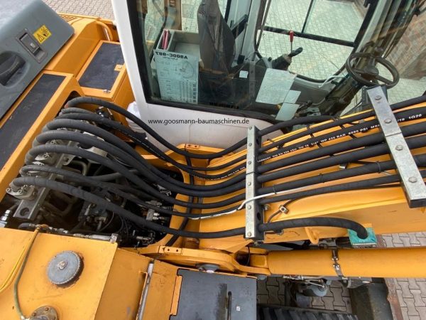 Liebherr A900C Lit. - Image 4