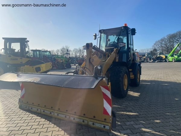 CAT 907M – Bild 5