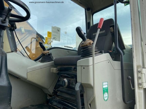 Liebherr A900C Lit. - Image 11
