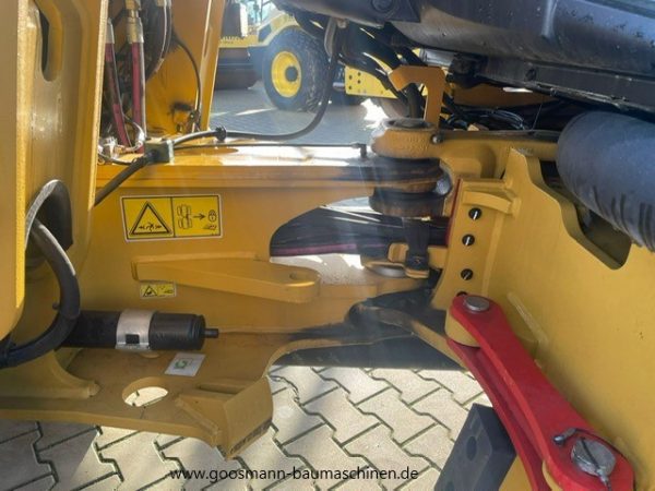 CAT 907M – Bild 14