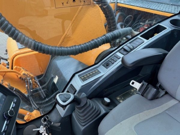 Hyundai R250NLC-9 – Bild 10