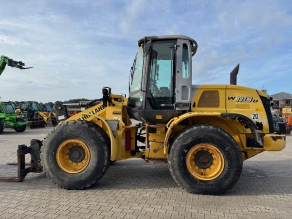 New Holland W110B - Image 3