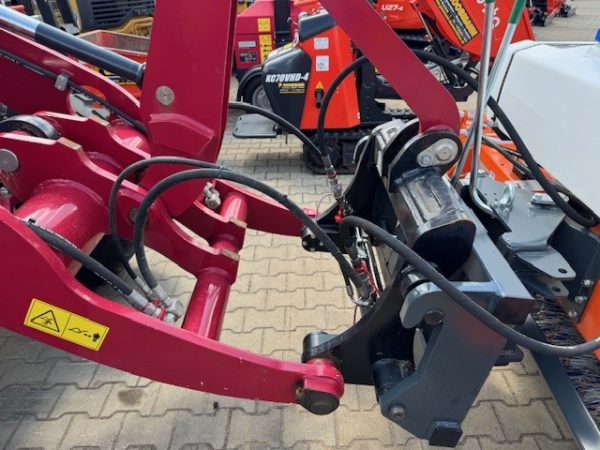Yanmar V100-5 – Bild 6