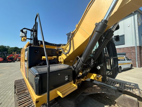 CAT 320 EL – Bild 10