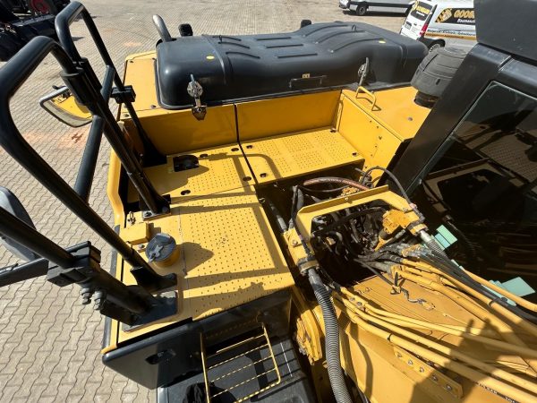 CAT 320 EL – Bild 11