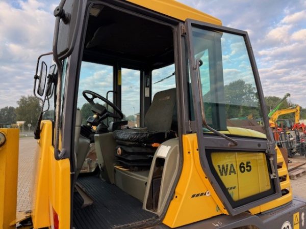 Komatsu WA65 – Bild 12