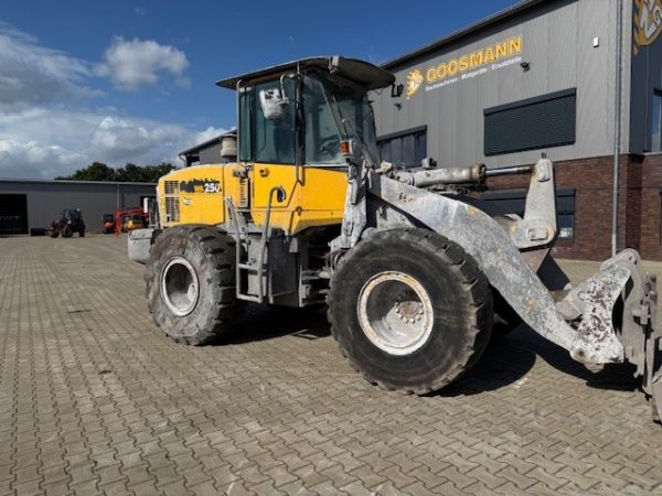 Komatsu WA250-5 – Bild 7