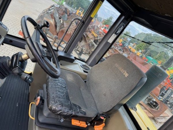 Komatsu WA65 – Bild 9