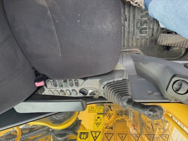 Komatsu PC 210 LC-8 – Bild 13