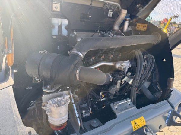 Liebherr L504 Compact – Bild 9