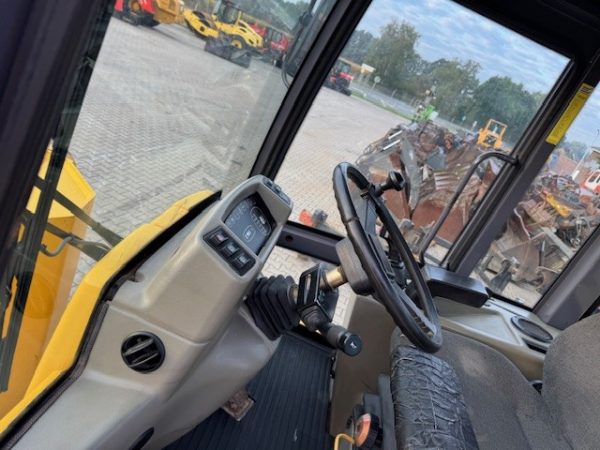 Komatsu WA65 – Bild 10