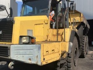 Komatsu HM400-1