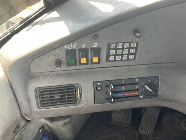 Volvo A40 D – Bild 9