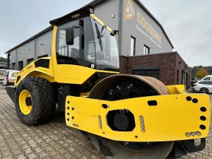 Bomag BW211D-5